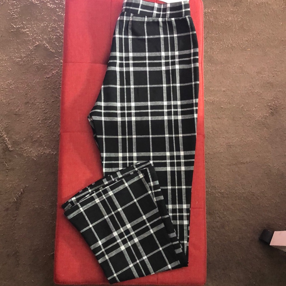 Design Lab Flare Stretch Pants